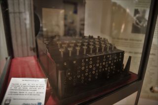 Machine Enigma, dpt de lARCSI - Muse des Transmissions - Copyright SHAMROCK