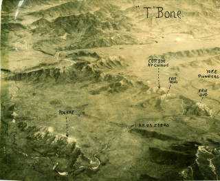 Vue aérienne du secteur du T-Bone, 1952 (SHD, 7U 294)
